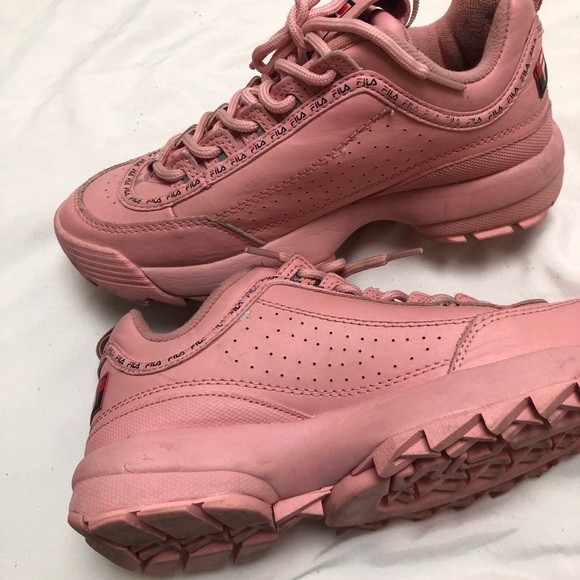 Fila Women's Disruptor II Sneaker Size 7 - Picture 3 of 8